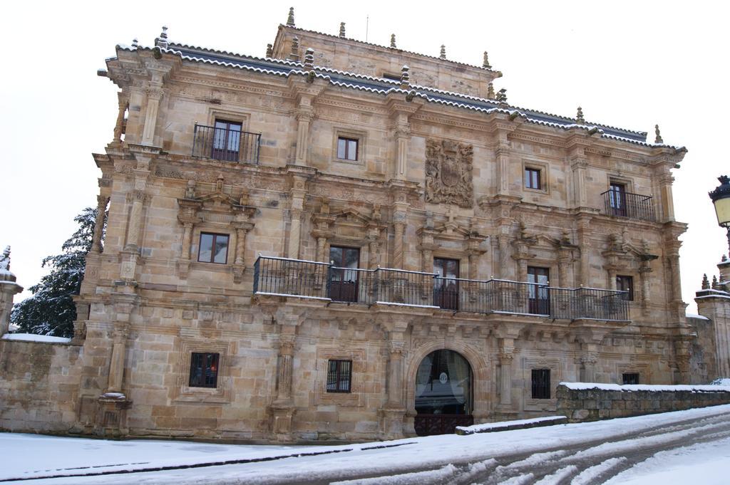 Abba Palacio De Sonanes Hotel Villacarriedo Buitenkant foto