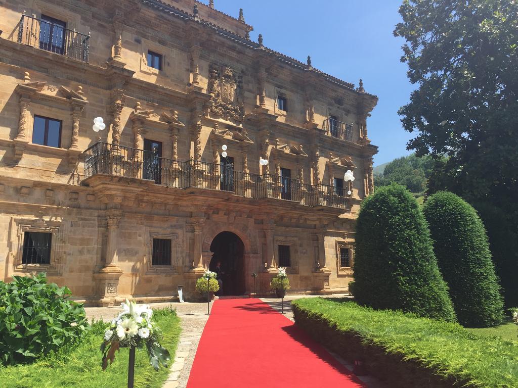 Abba Palacio De Sonanes Hotel Villacarriedo Buitenkant foto